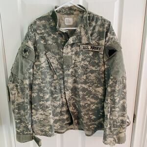 Military Combat Coat Size Large ACU Army Digital Camo Short Jacket Multicam